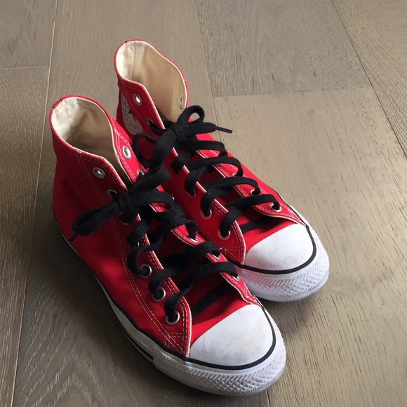converse black and red high tops